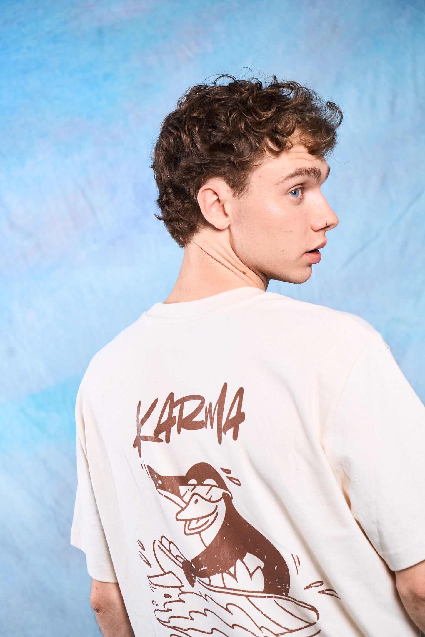 camiseta oversize streetwear unisex 215 GSM lateral The Penguin Crew